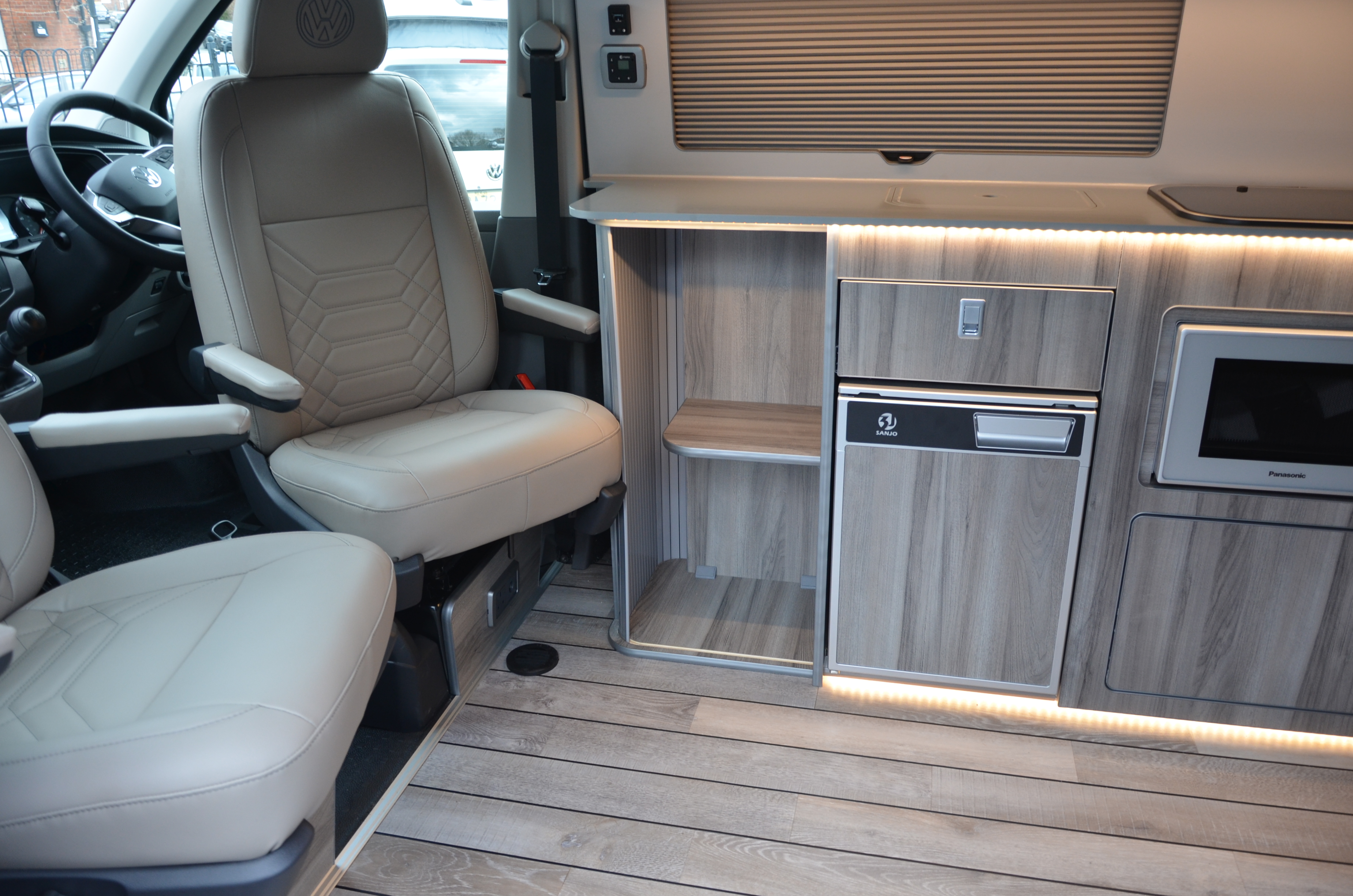 Premium 'LUX' Automatic Campervan Conversion